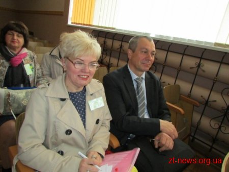 У Житомирі вчителі опановували оновлену програму трудового навчання у школах