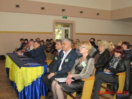 У Житомирі вчителі опановували оновлену програму трудового навчання у школах