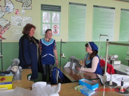 У Житомирі вчителі опановували оновлену програму трудового навчання у школах
