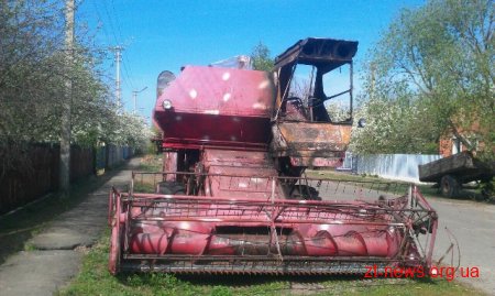 На Житомирщині горів комбайн
