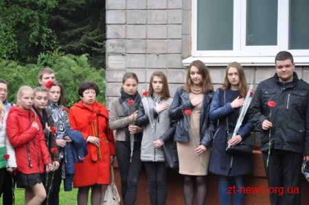 У Житомирі відкрили меморіальну дошку Віталію Дульчику