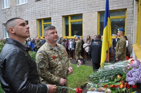 У Житомирі відкрили меморіальну дошку Віталію Дульчику