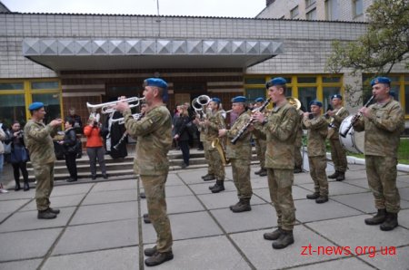 У Житомирі відкрили меморіальну дошку Віталію Дульчику