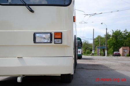 В Житомирському ТТУ показали тролейбус зібраний на 80% з нових деталей