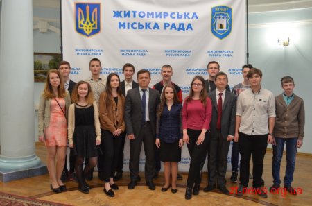 Цього року в Житомирі зі шкіл випускаються 17 дітей, позбавлених батьківського піклування