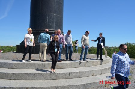 Представникам делегацій із міст-побратимів Житомира показали місто