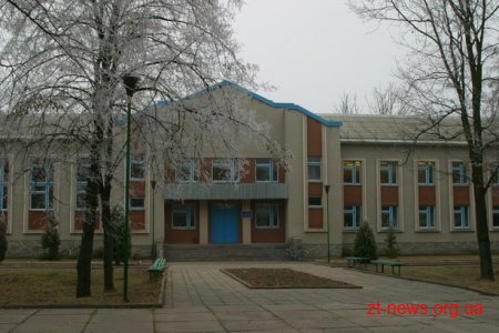 Депутати хочуть просити Київ врегулювати питання передачі об'єднаним громадам об'єктів районного значення
