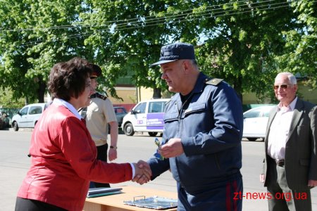 Рятувальники Житомирщини отримали 5 одиниць пожежно-рятувальної техніки