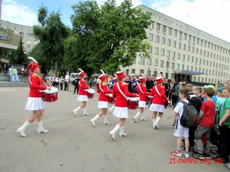 Близько 700 учасників взяли участь у змаганнях з бігу у рамках Олімпійського дня