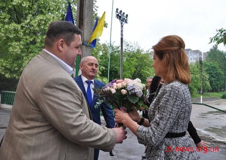 У Житомирі Марина Порошенко привітала школярів зі святом "Останнього дзвоника"