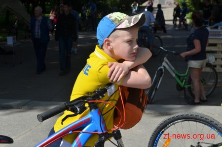 Більше двох тисяч велосипедистів проїхали більше 10 кілометрів вулицями Житомира
