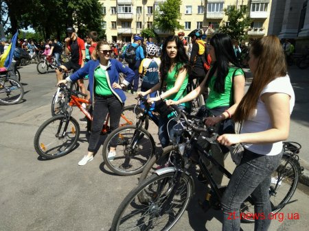Більше двох тисяч велосипедистів проїхали більше 10 кілометрів вулицями Житомира