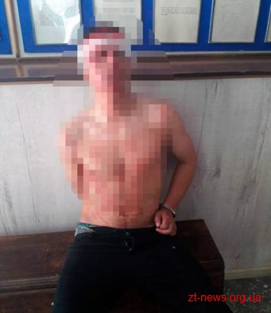 Патрульні затримали чоловіка, який викрав мобільні телефони у дітей