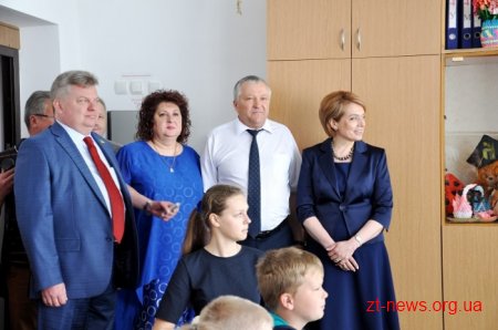 Міністр освіти і науки України Лілія Гриневич відвідала Коростишівську гімназію №5