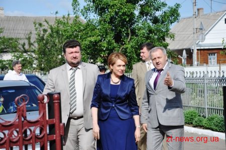 Міністр освіти і науки України Лілія Гриневич відвідала Коростишівську гімназію №5
