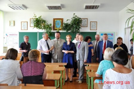 Міністр освіти і науки України Лілія Гриневич відвідала Коростишівську гімназію №5