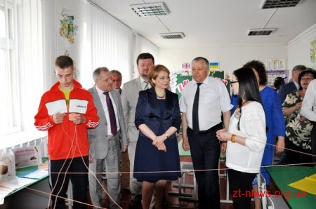 Міністр освіти і науки України Лілія Гриневич відвідала Коростишівську гімназію №5