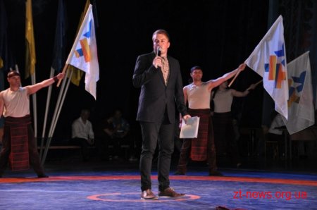 Триває чемпіонат України з вільної, греко-римської та жіночої боротьби