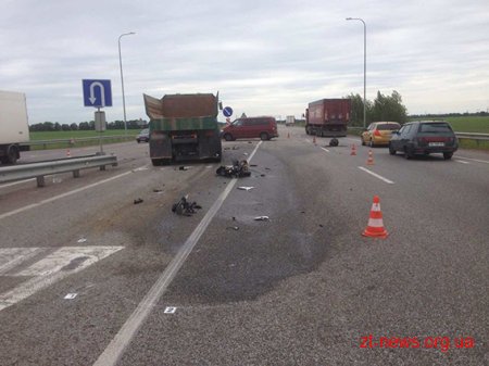 На Житомирщині у результаті ДТП загинув мотоцикліст