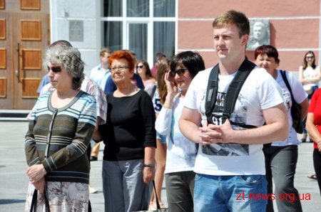 У Житомирі студенти коледжу культури і мистецтв виконували пісні мовами Європи
