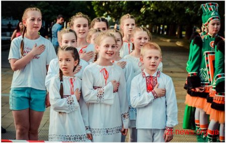Юні житомиряни вперше поставили український міні-балет "Пісня Лісу" у Болгарії