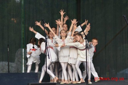 Юні житомиряни вперше поставили український міні-балет "Пісня Лісу" у Болгарії