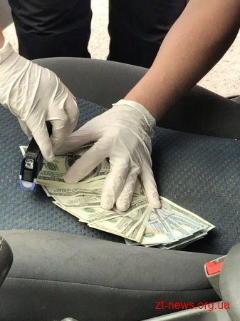 На Житомирщині на хабарі затримали керівника райвідділу Держгеокадастру