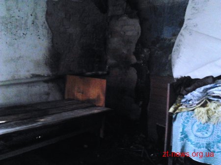 Пожежні врятували хлопця, який не міг самостійно вийти з зачиненої оселі у якій почалася пожежа