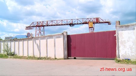 Поліцейські вилучили з пунктів прийому металобрухту кришки люків
