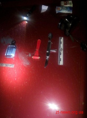 У Житомирі поліцейські на гарячому затримали крадія