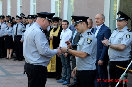 Житомирські поліцейські отримали 18 нових авто