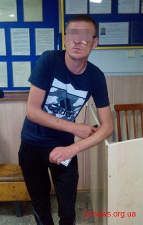 Поліцейські розшукують "водопровідника", який обікрав пенсіонерку