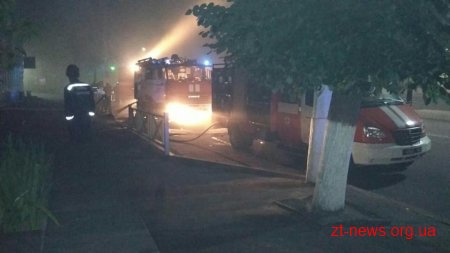 Вчасно виявивши пожежу у торгівельному центрі патрульні врятували життя охоронцю