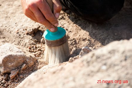 В Житомирському районі пошуковці виявили масове поховання жертв червоного терору