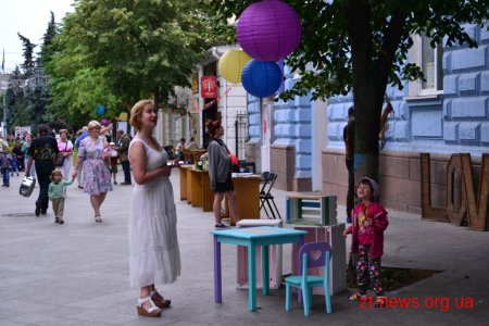 На один день вулиця Михайлівська перетворилась на «Територію ідей»