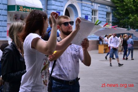 На один день вулиця Михайлівська перетворилась на «Територію ідей»