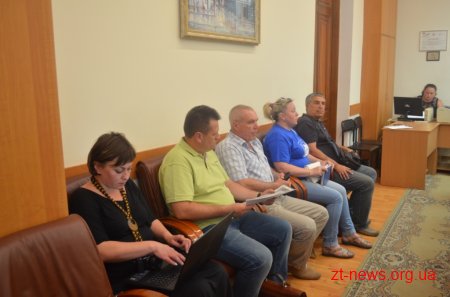 У Житомирі перевірять законність розміщення МАФів біля політехнічного університету