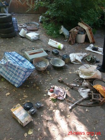Патрульні затримали крадіїв неподалік від місця вчинення злочину