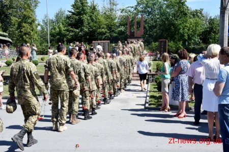 Бійці 30-ї бригади вперше за три роки повернулися додому у повному складі