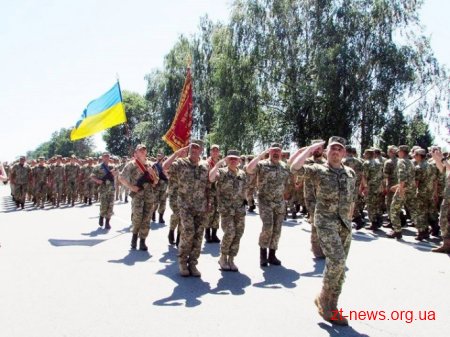 Бійці 30-ї бригади вперше за три роки повернулися додому у повному складі