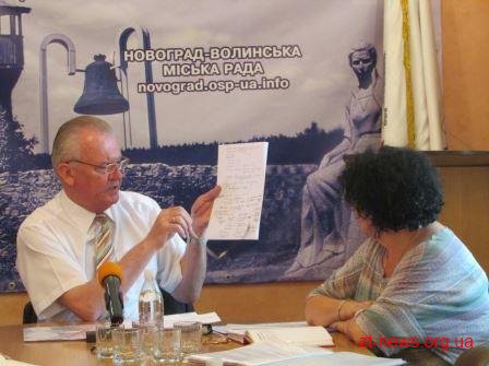 У Новограді-Волинському виникли труднощі з будівництвом хірургічного корпусу У Новограді-Волинському виникли труднощі з будівництвом хірургічного корпусу