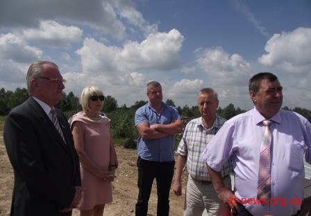 В Новограді-Волинському продовжується будівництво полігону твердих побутових відходів В Новограді-Волинському продовжується будівництво полігону твердих побутових відходів