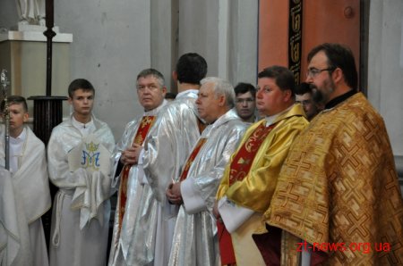 У Житомирі представили нового єпископа Києво-Житомирської дієцезії