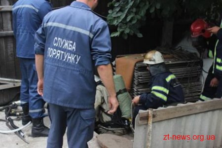 На Житомирщині у вигрібній ямі знайшли тіло чоловіка