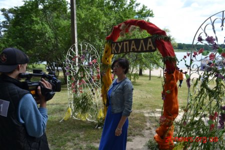 Тисячі житомирян прийшли подивитись на дійство організоване до свята Івана Купала