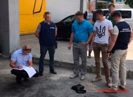 В Житомирі СБУ викрила на хабарництві посадовця-еколога