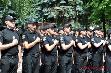 87 дільничних офіцерів та працівників кримінальної поліції склали присягу