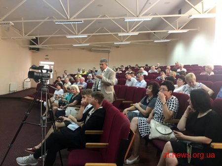У Житомирі лікарі області поспілкувалися із заступником Міністра