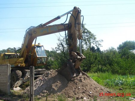 Аварійна служба КП «Житомирводоканал» ліквідовує порив водогону