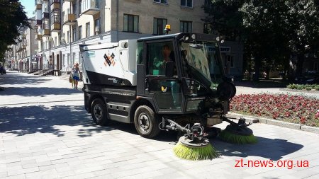 Комунальники придбають нову техніку для прибирання вулиць Житомира